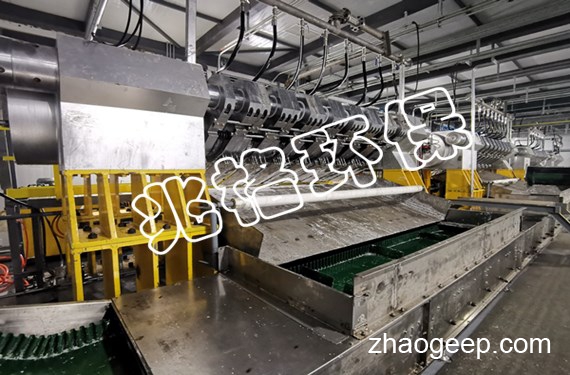 全自動(dòng)液壓壓榨機(jī)系統(tǒng)均四甲苯壓榨調(diào)試成功