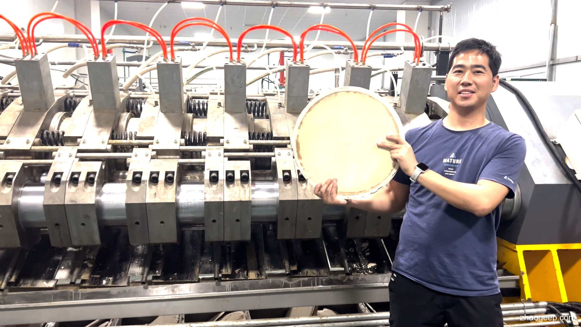 兆格環(huán)保_鑫兆豐全自動液壓榨油機(jī)_核桃壓榨機(jī)案例_核桃榨油機(jī)案例