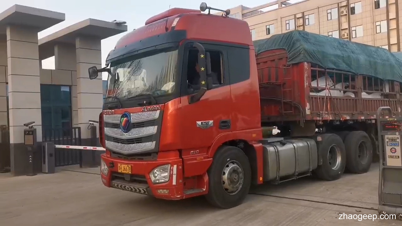 2024跨年之際洛陽兆格環(huán)保核桃榨油機(jī)7套齊發(fā)奔赴新疆